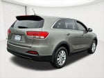 2017 Sorento Thumbnail 4