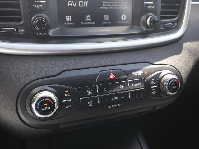 2018 Kia Sorento - $10,949
