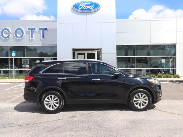 2018 Kia Sorento - $11,989