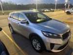 2019 Sorento Thumbnail 3