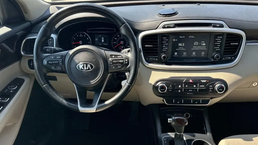 2017 Kia Sorento L