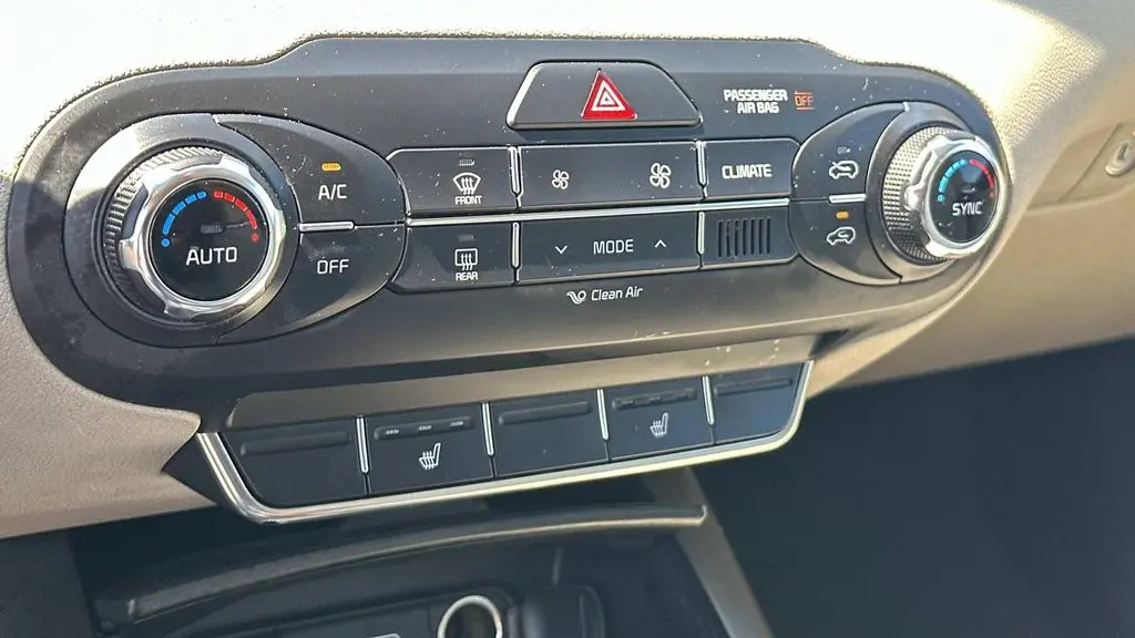 2017 Kia Sorento L