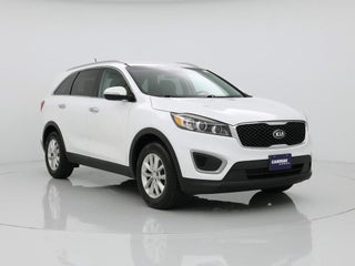 2017 Kia Sorento with Snow White Pearl Exterior