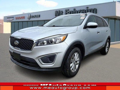 Photo of a 2018 Kia Sorento LX 4DR SUV for sale
