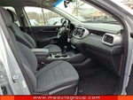 2018 Sorento Thumbnail 11