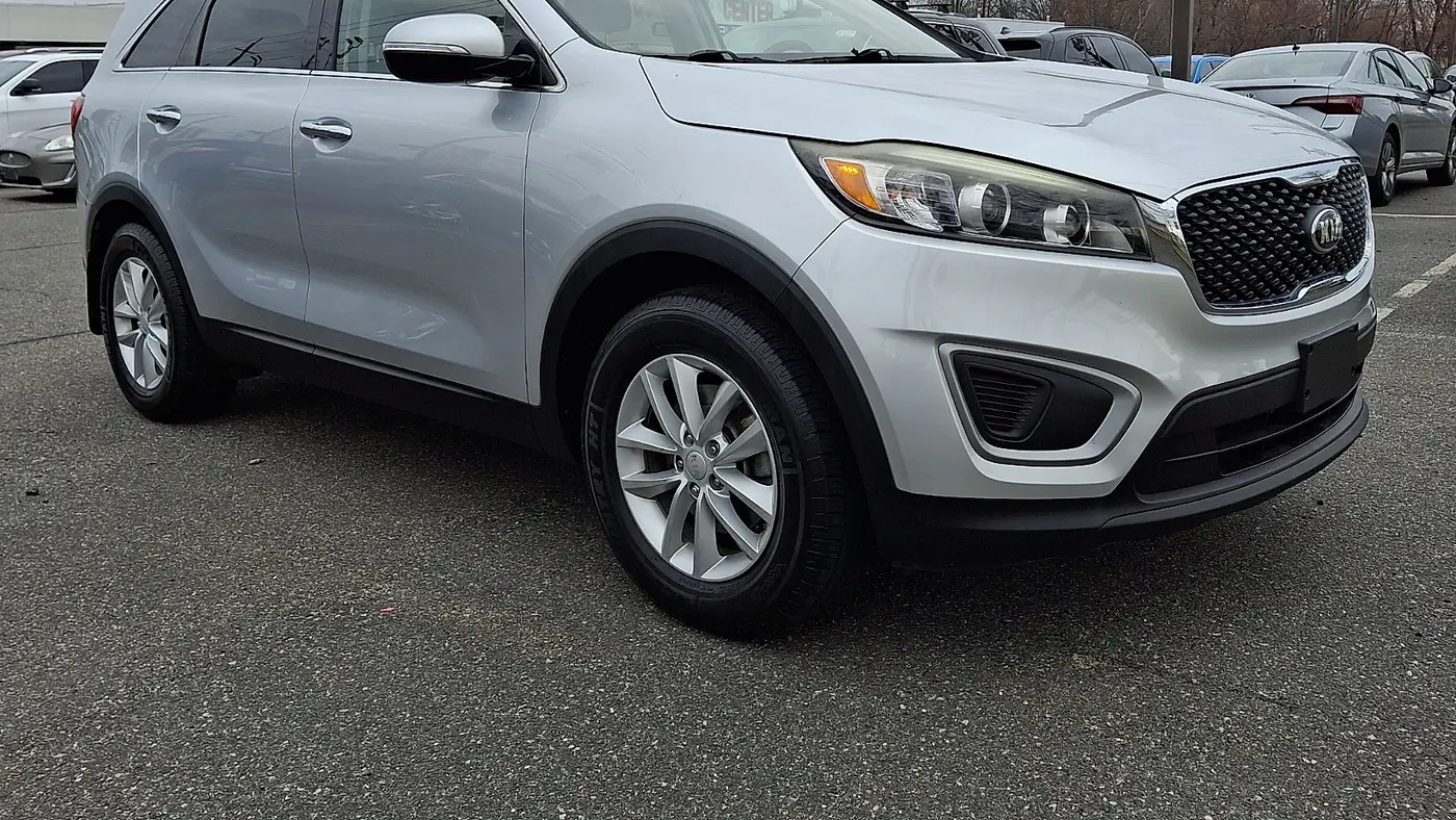 2018 Kia Sorento LX