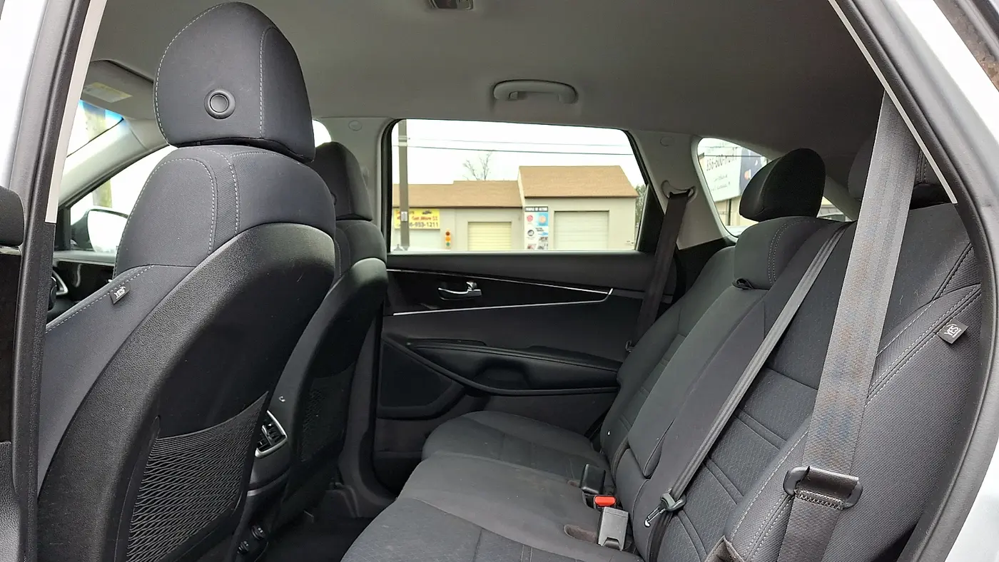 2018 Kia Sorento LX