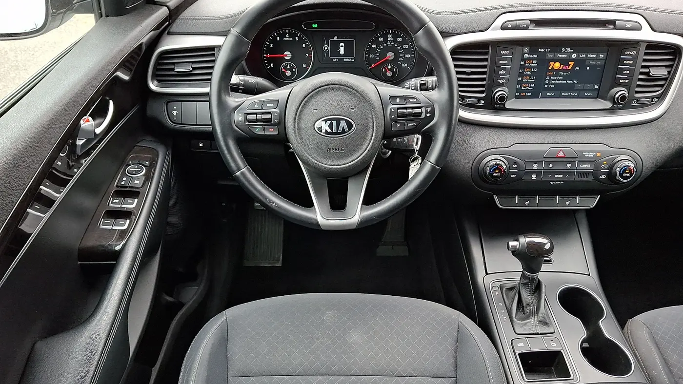 2018 Kia Sorento LX