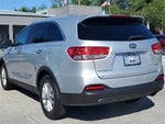 2018 Sorento Thumbnail 4