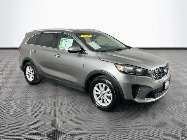 2019 Kia Sorento - $12,500