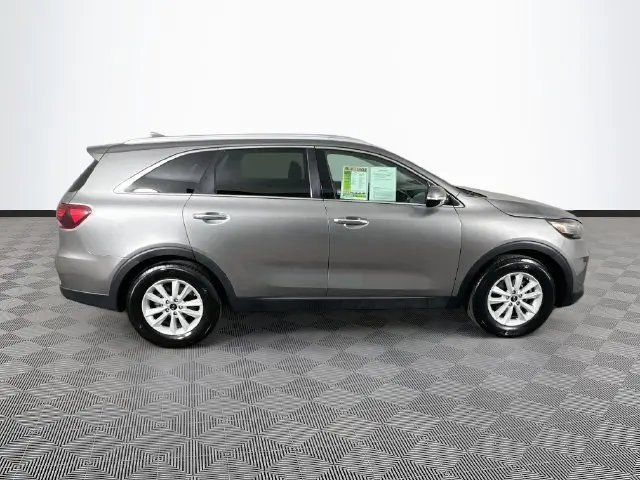 2019 Kia Sorento - $12,500