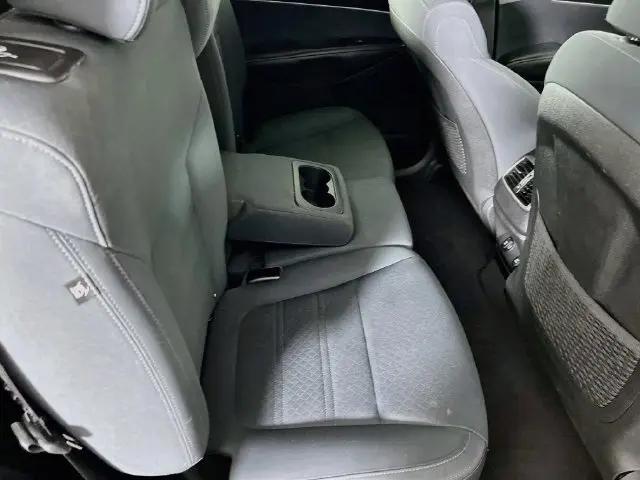 2019 Kia Sorento - $12,500