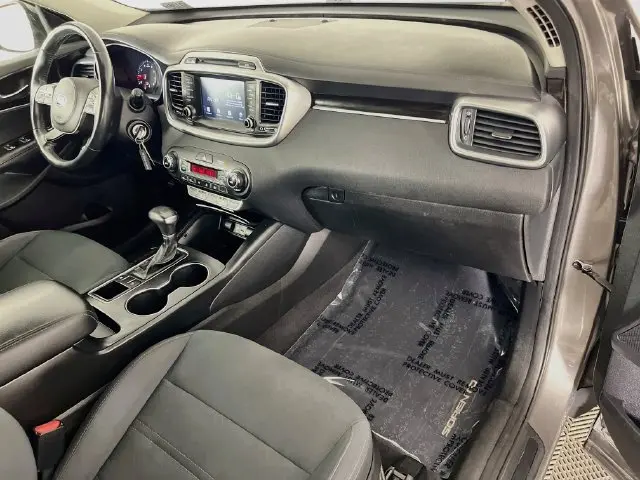 2019 Kia Sorento - $12,500