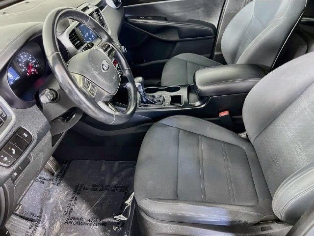 2019 Kia Sorento - $12,500