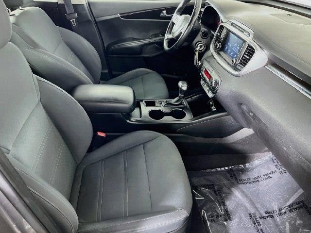 2019 Kia Sorento - $12,500