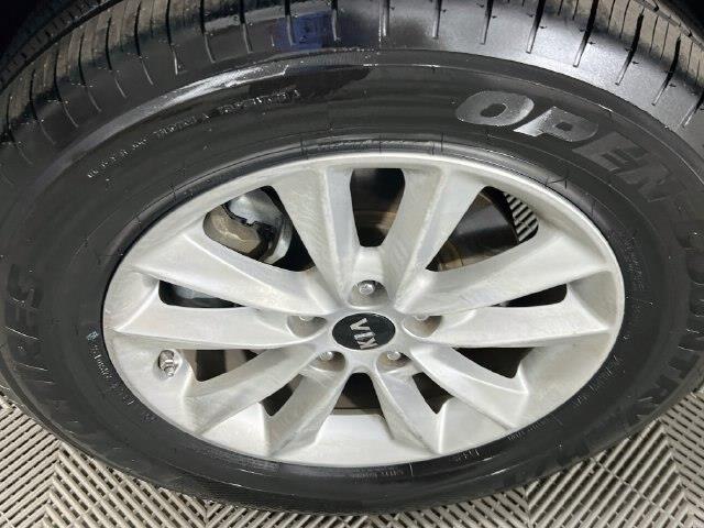 2019 Kia Sorento - $12,500