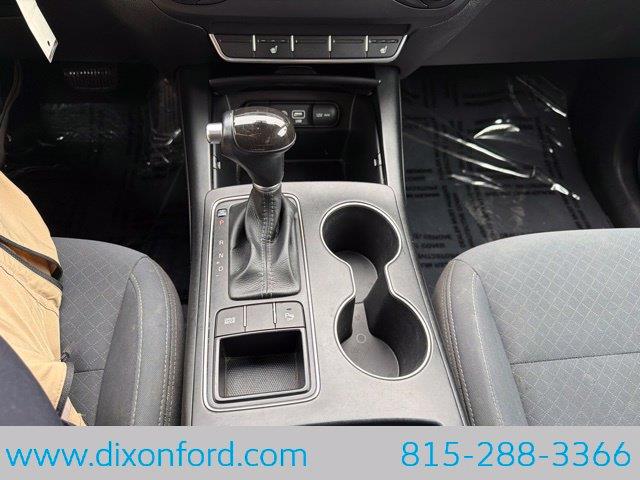 2016 Kia Sorento - $8,944