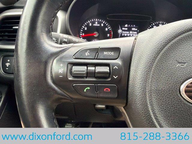 2016 Kia Sorento - $8,944