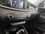 2017 Sorento Thumbnail 15