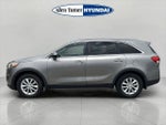 2017 Sorento Thumbnail 5