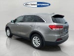 2017 Sorento Thumbnail 6
