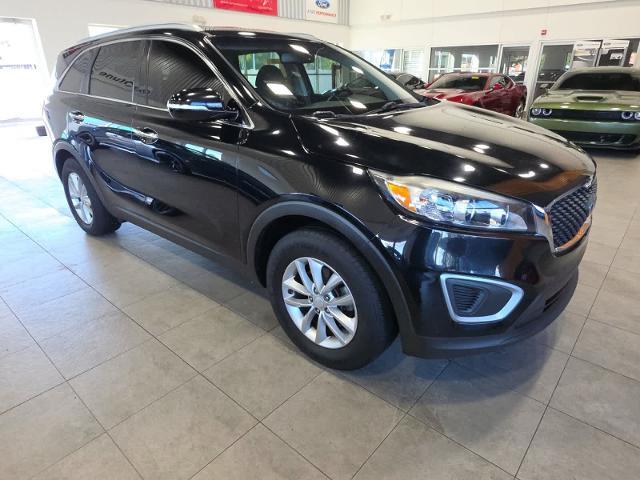 2018 Kia Sorento - $11,679