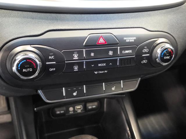 2018 Kia Sorento - $11,679