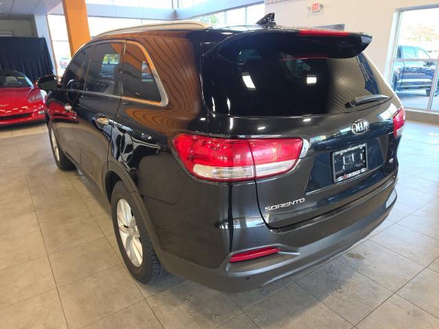 2018 Kia Sorento - $11,679
