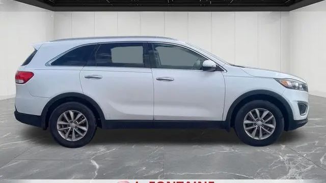 2016 Kia Sorento L
