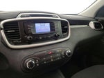 2016 Sorento Thumbnail 14