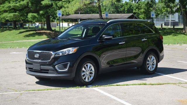 2017 Kia Sorento L