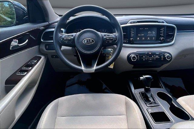 2018 Kia Sorento - $10,000