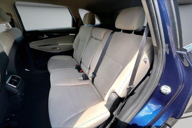 2018 Kia Sorento - $10,000