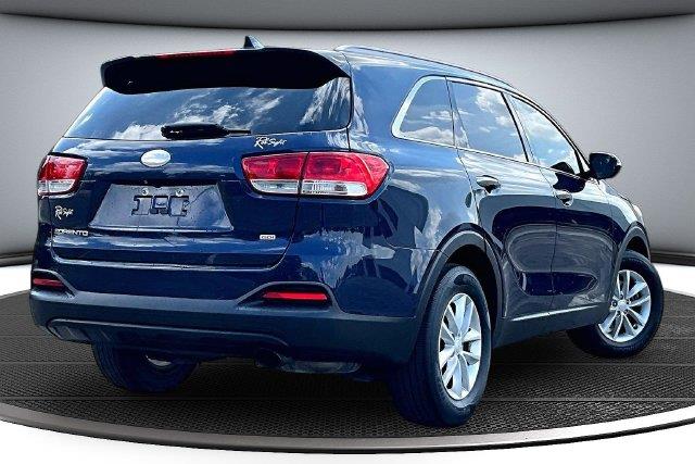 2018 Kia Sorento - $10,000