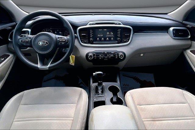 2018 Kia Sorento - $10,000
