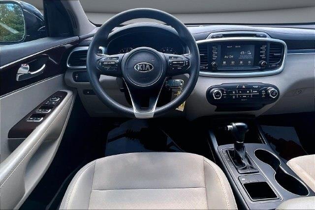 2018 Kia Sorento - $10,000