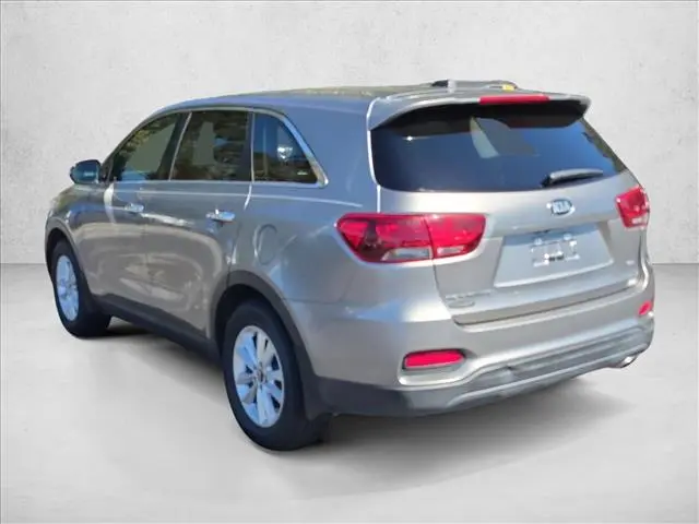 2019 Kia Sorento - $15,487