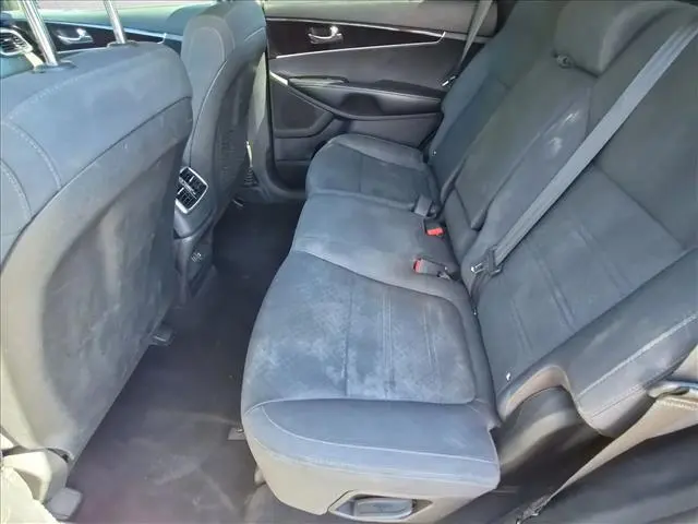2019 Kia Sorento - $15,487