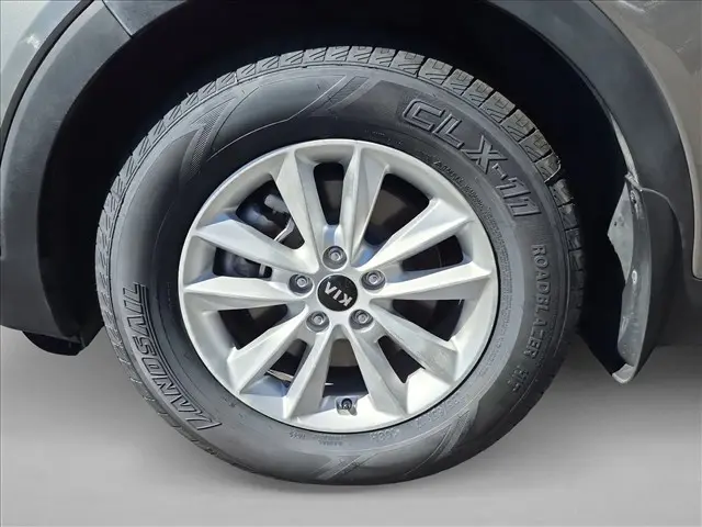 2019 Kia Sorento - $15,487