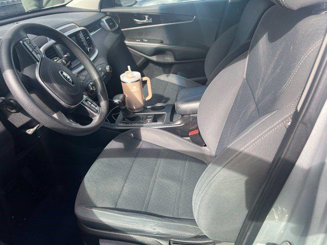 2019 Kia Sorento - $11,802