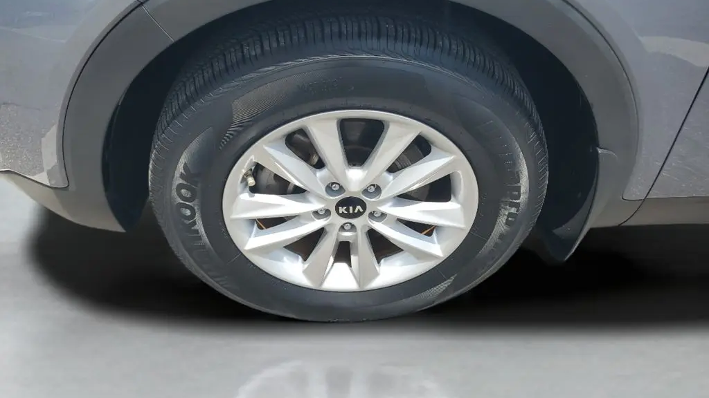 2019 Kia Sorento L