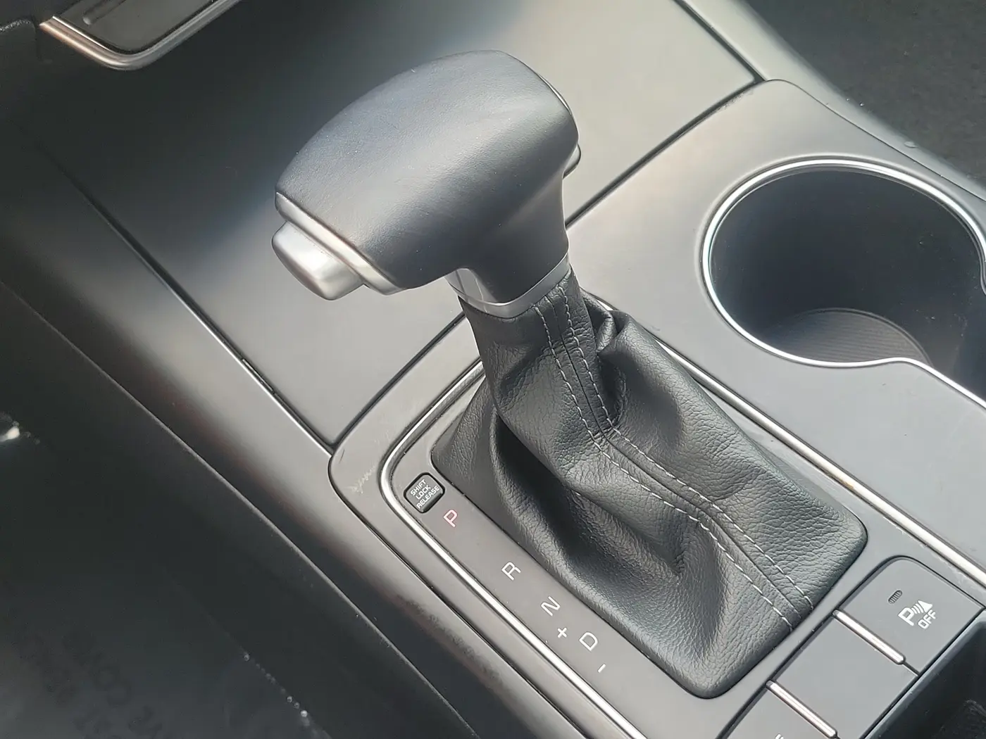 2020 Kia Sorento - $13,990