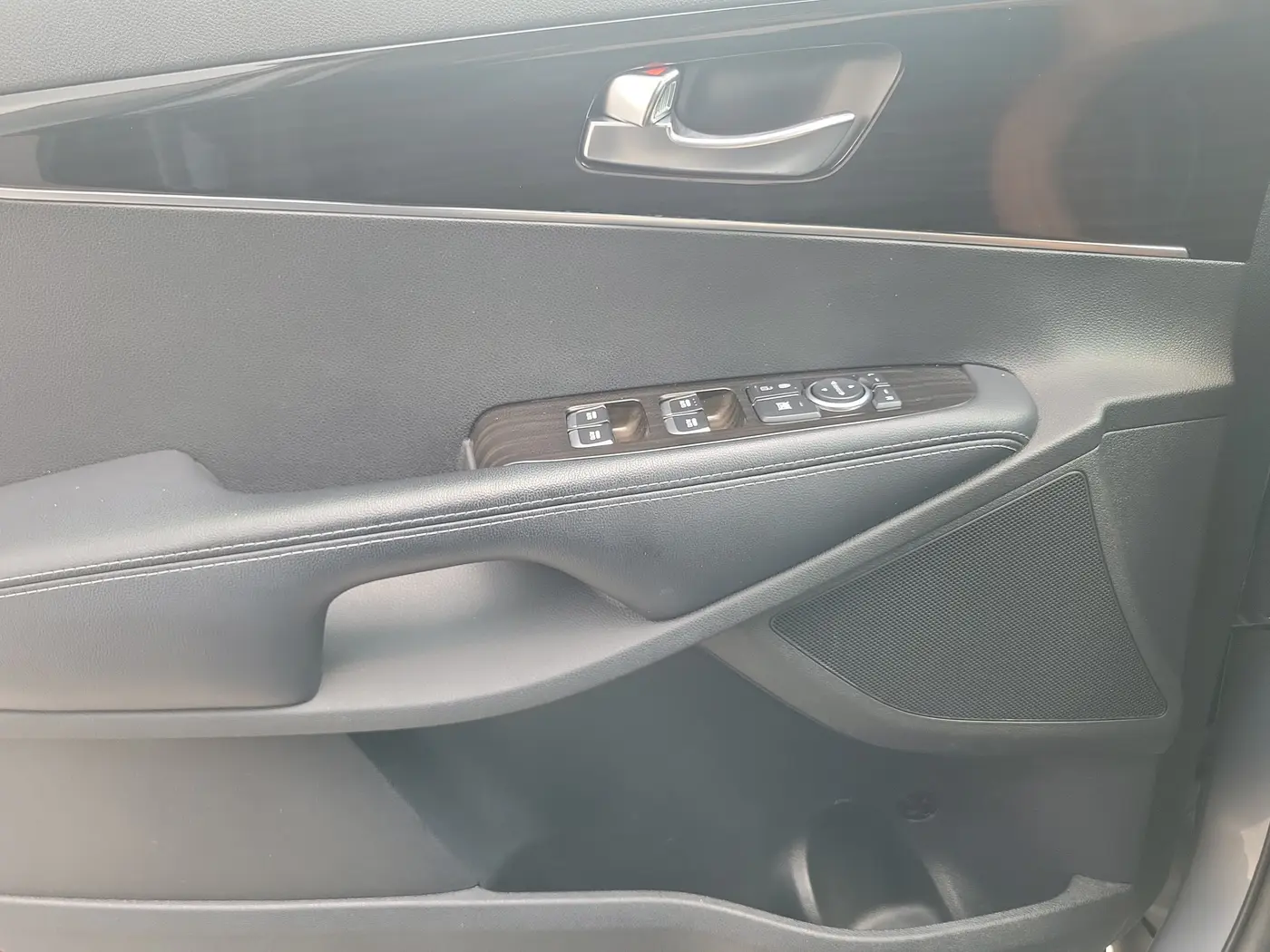 2020 Kia Sorento - $13,990