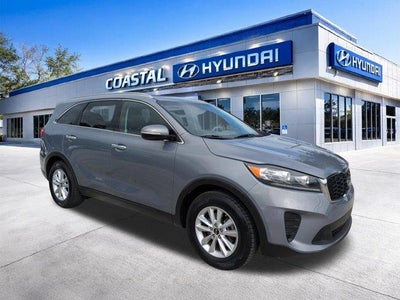 Photo of a 2019 Kia Sorento LX 4DR SUV for sale