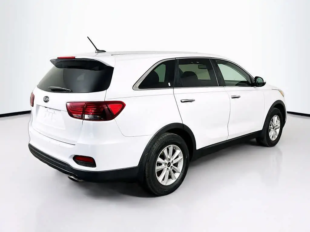 2020 Kia Sorento - $9,440