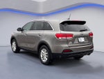 2017 Sorento Thumbnail 11