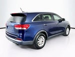 2016 Sorento Thumbnail 23