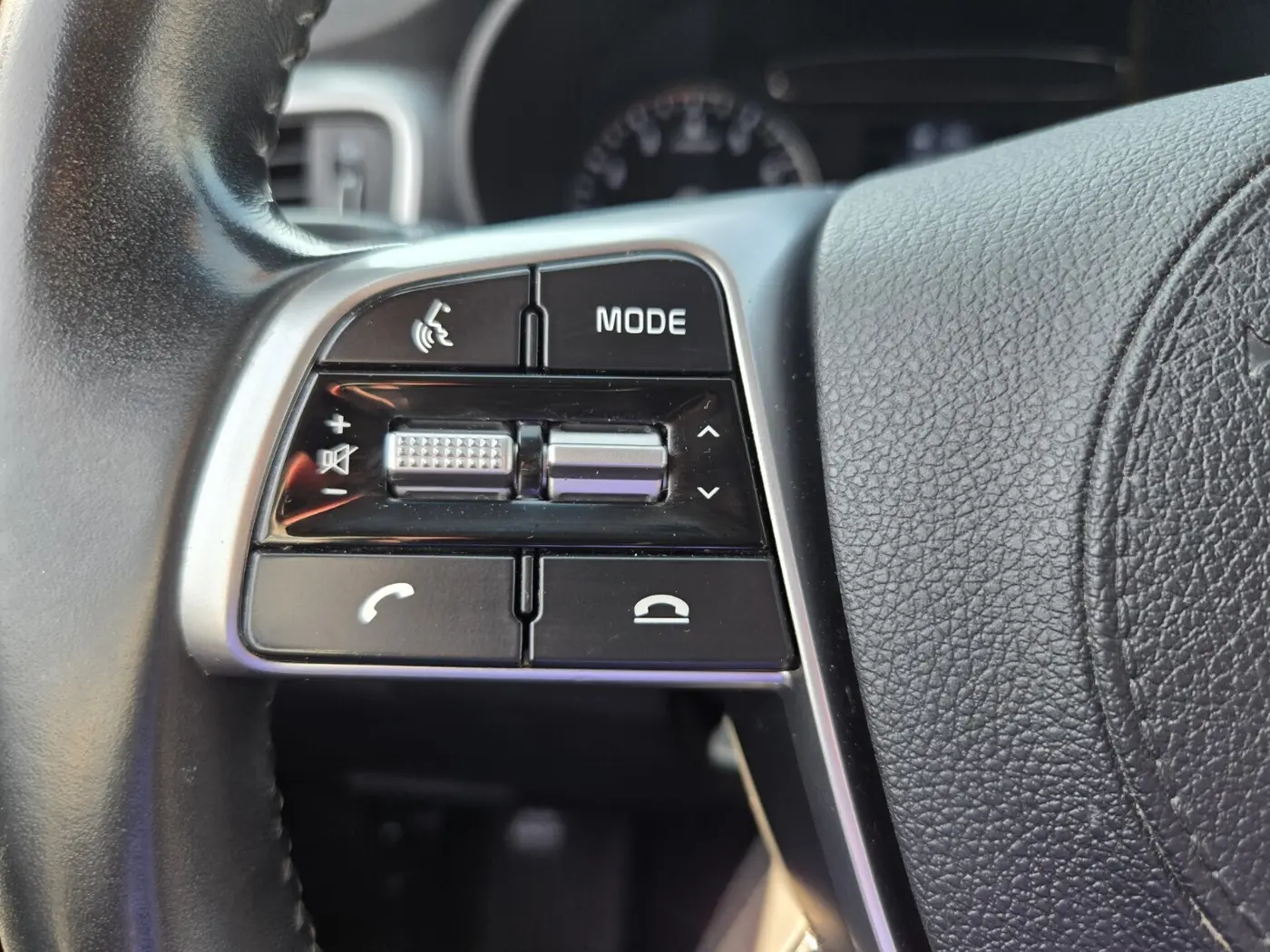 2019 Kia Sorento - $13,500