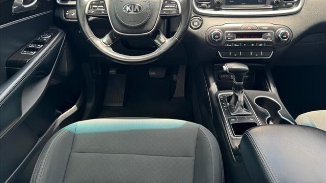 2020 Kia Sorento S V6