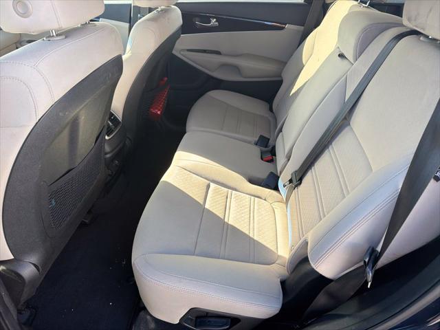 2019 Kia Sorento - $8,658